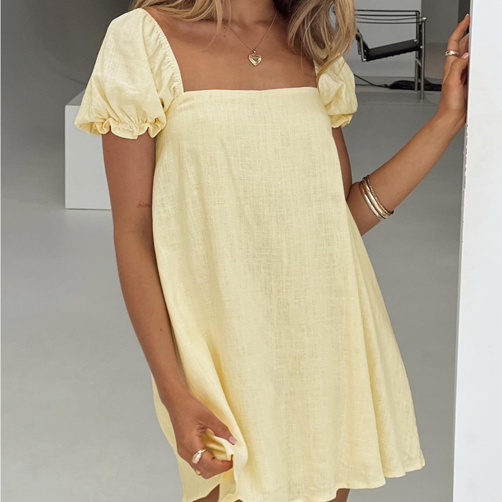 Princess Polly yellow dress 🍋